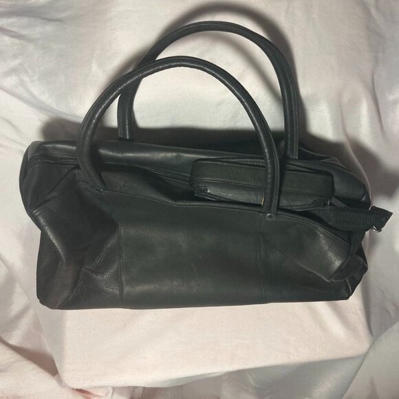 Audrain's Motor Week RI Concours Entrant's Leather Bag Men Women Black New 2025 - Picture 10 of 11